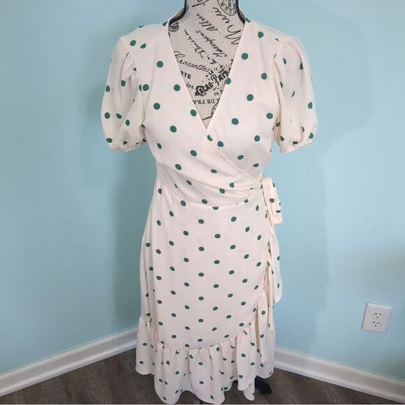 LC Lauren Conrad Cream Polka Dot Midi Dress size medium. Peach 🍑 and green polka - Picture 1 of 6